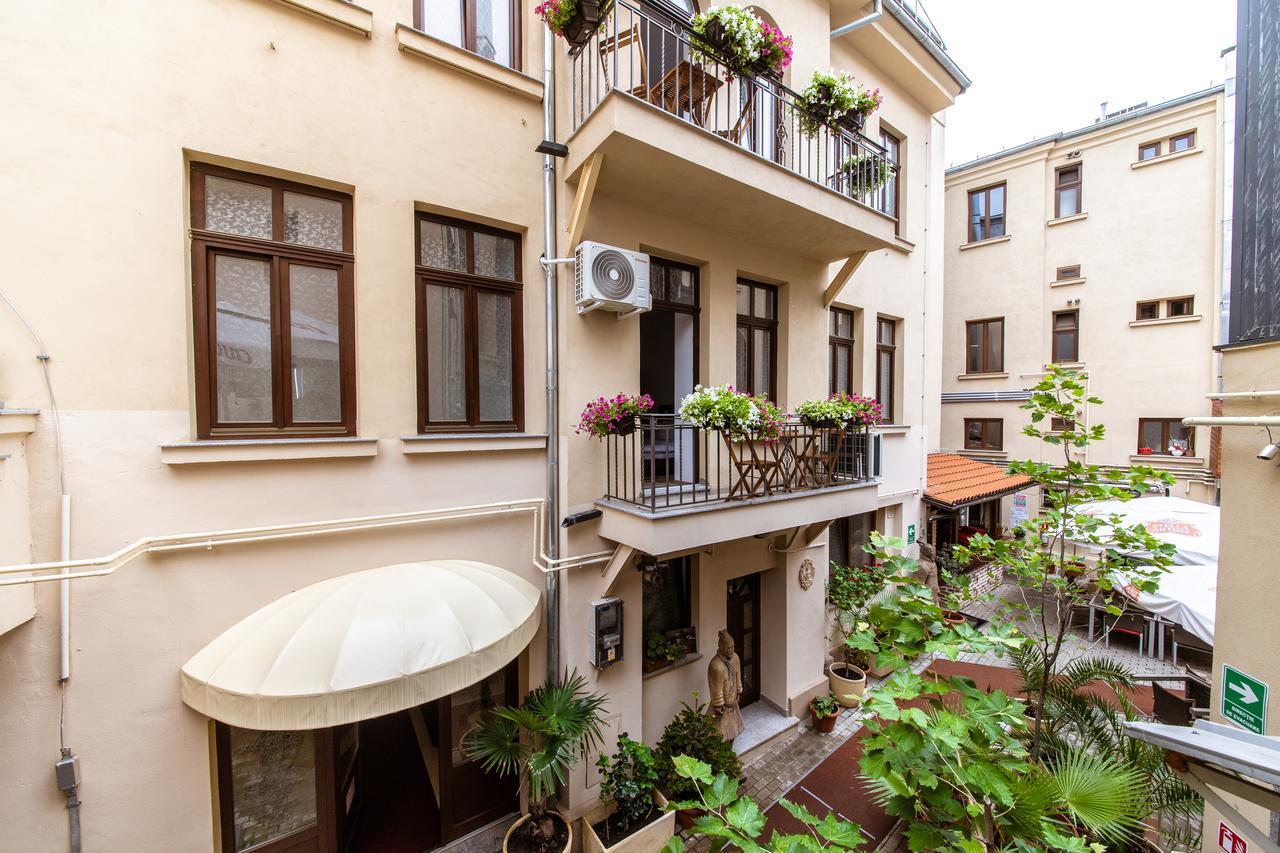 Bucharest Boutique By Jullie Aparthotel Exterior photo