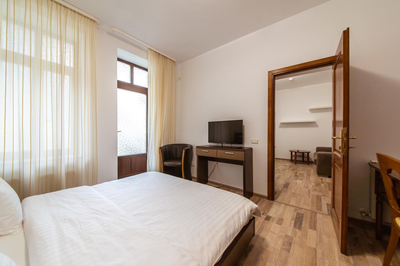 Bucharest Boutique By Jullie Aparthotel Exterior photo